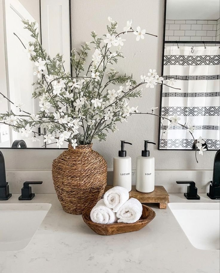 Bathroom Countertop Decor Ideas: Transform Your Space Effortlessly