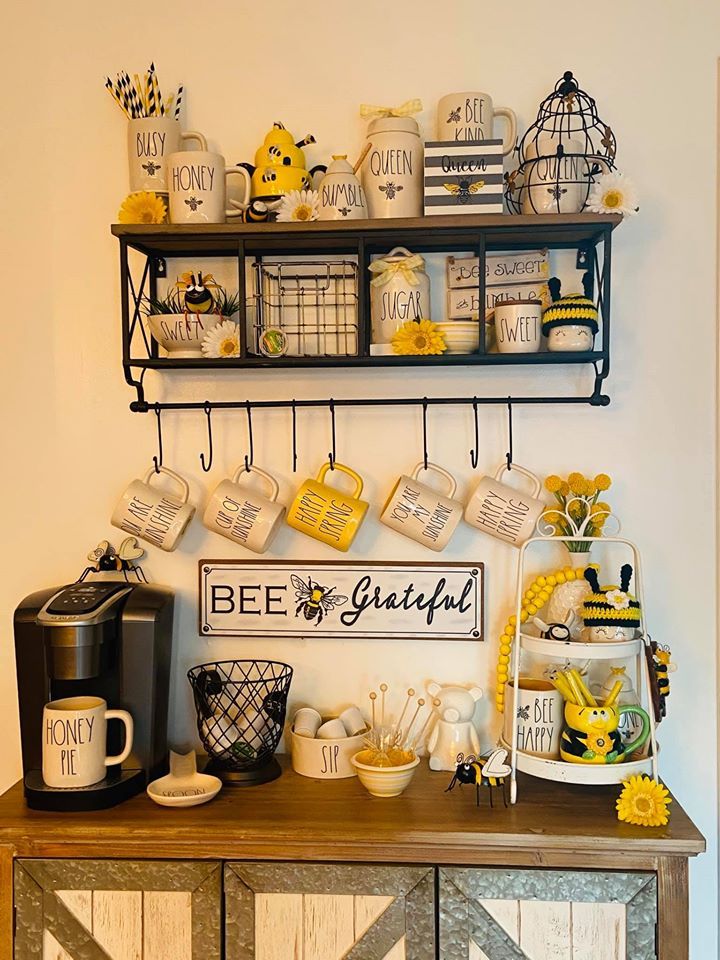 Bee Kitchen Decor