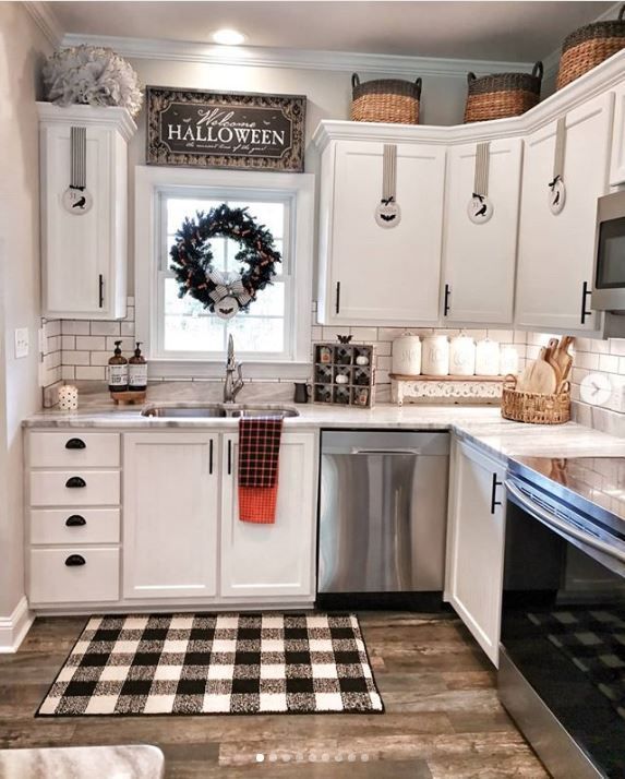 Checkered Kitchen Decor