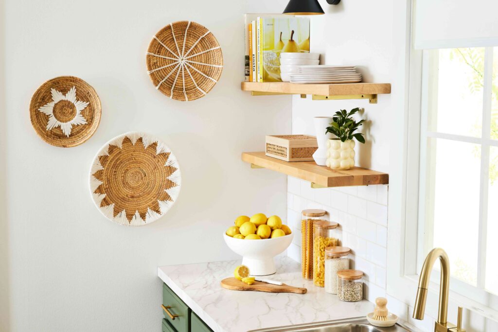 Classy Kitchen Wall Decor