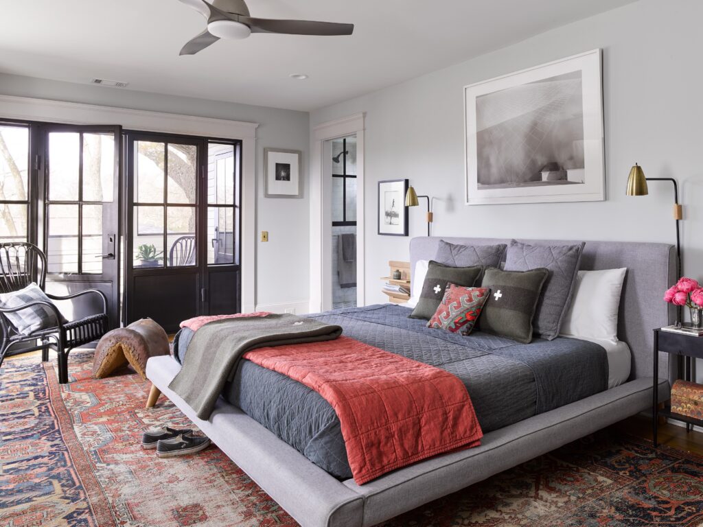 Gray Bedroom Decorating Ideas