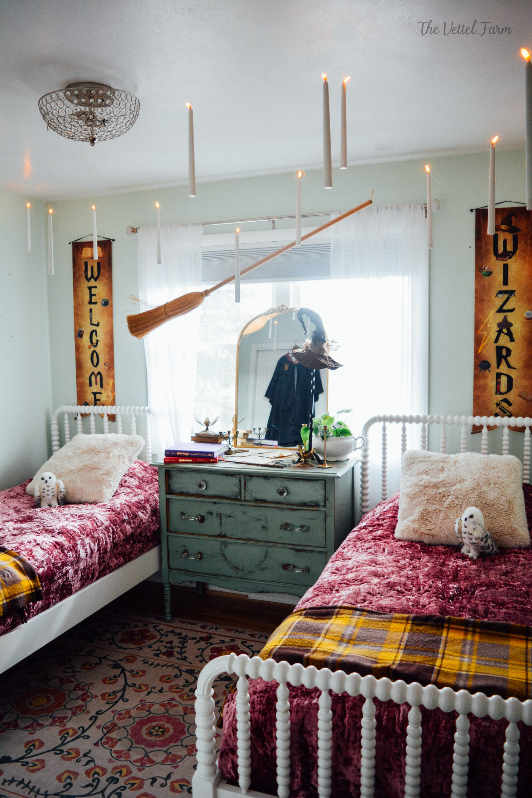 Harry Potter Bedroom Decor: Transform Your Room into Hogwarts