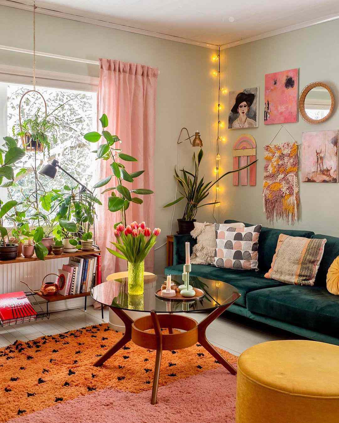 Vintage Living Room Decorating Tips: Transform Your Space Elegantly